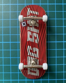 SLIGHTLY USED BLOOB FINGERBOARD COMPLETE SET