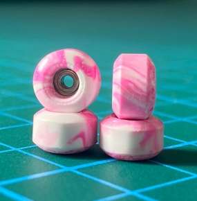 ELASTICO - WHITE/PINK SWIRL URETHANE WHEELS (70D STREET SHAPE)